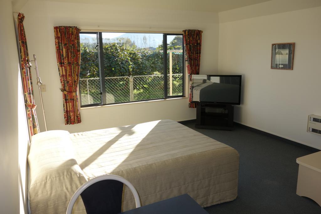 Avalon Manor Motel Мотуэка Экстерьер фото