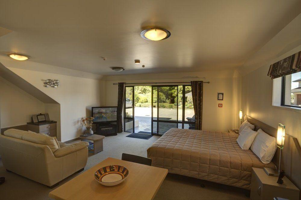 Avalon Manor Motel Мотуэка Экстерьер фото